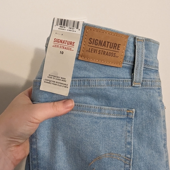 Levi Strauss jeans - Picture 2 of 3